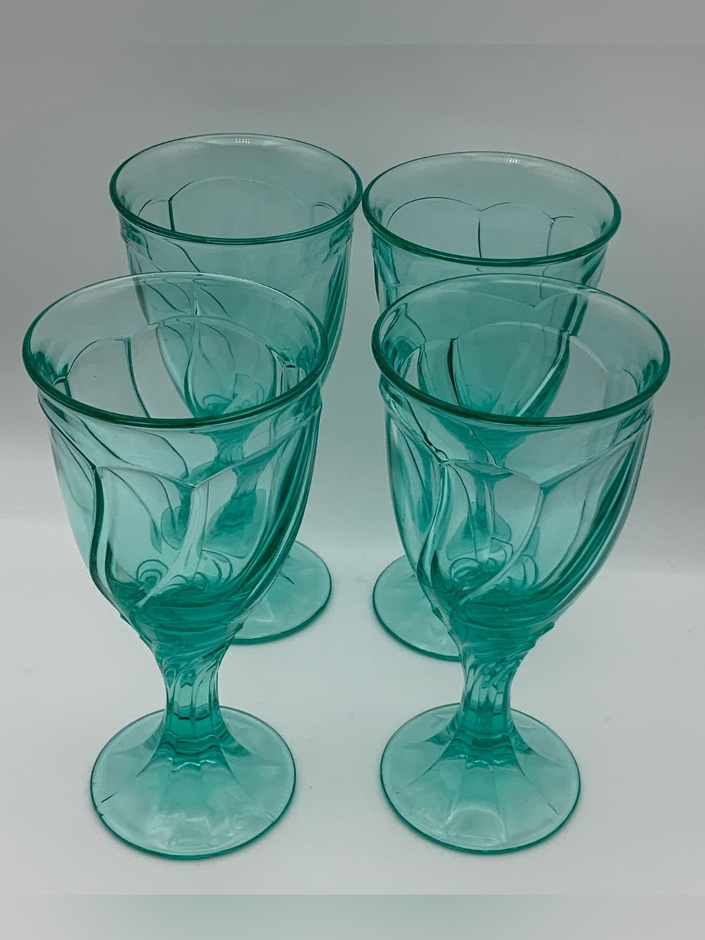 Vintage Noritake sweet swirl Goblets set of 4 perfect for water wine ice tea
